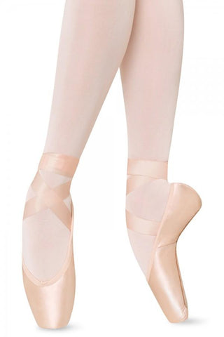 Bloch Axis w/ TMT Pointe Shoes